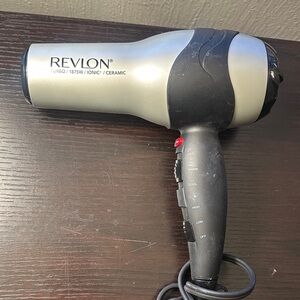 Revlon Ionic Ceramic Hair Dryer - Black and Silver